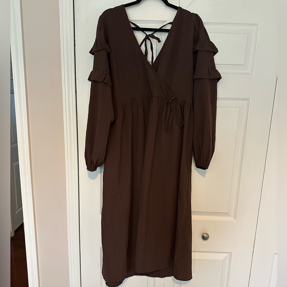 Chic Long Sleeve Midi Brown Dress with Ruffle Detail